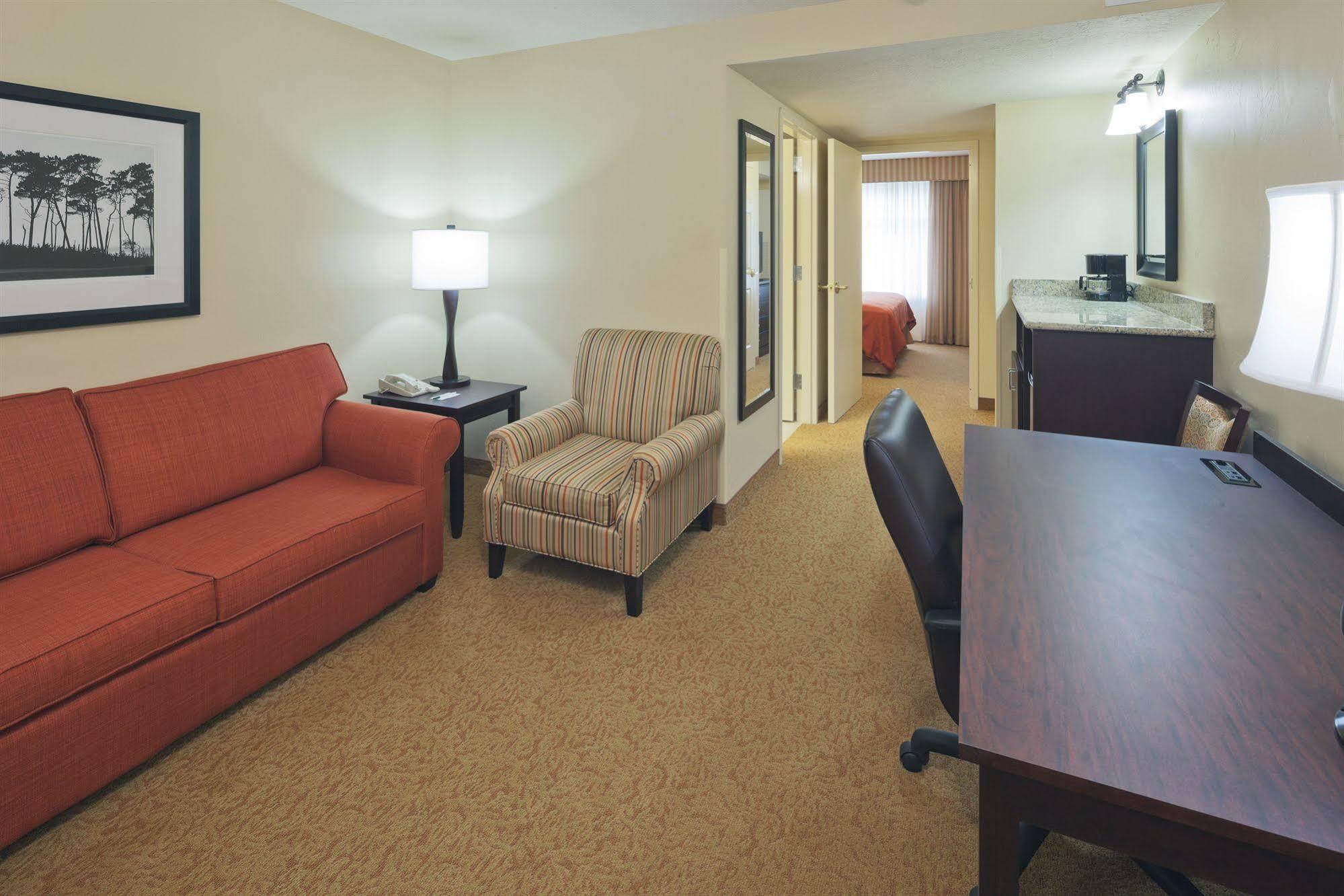 Comfort Inn & Suites Dover Esterno foto