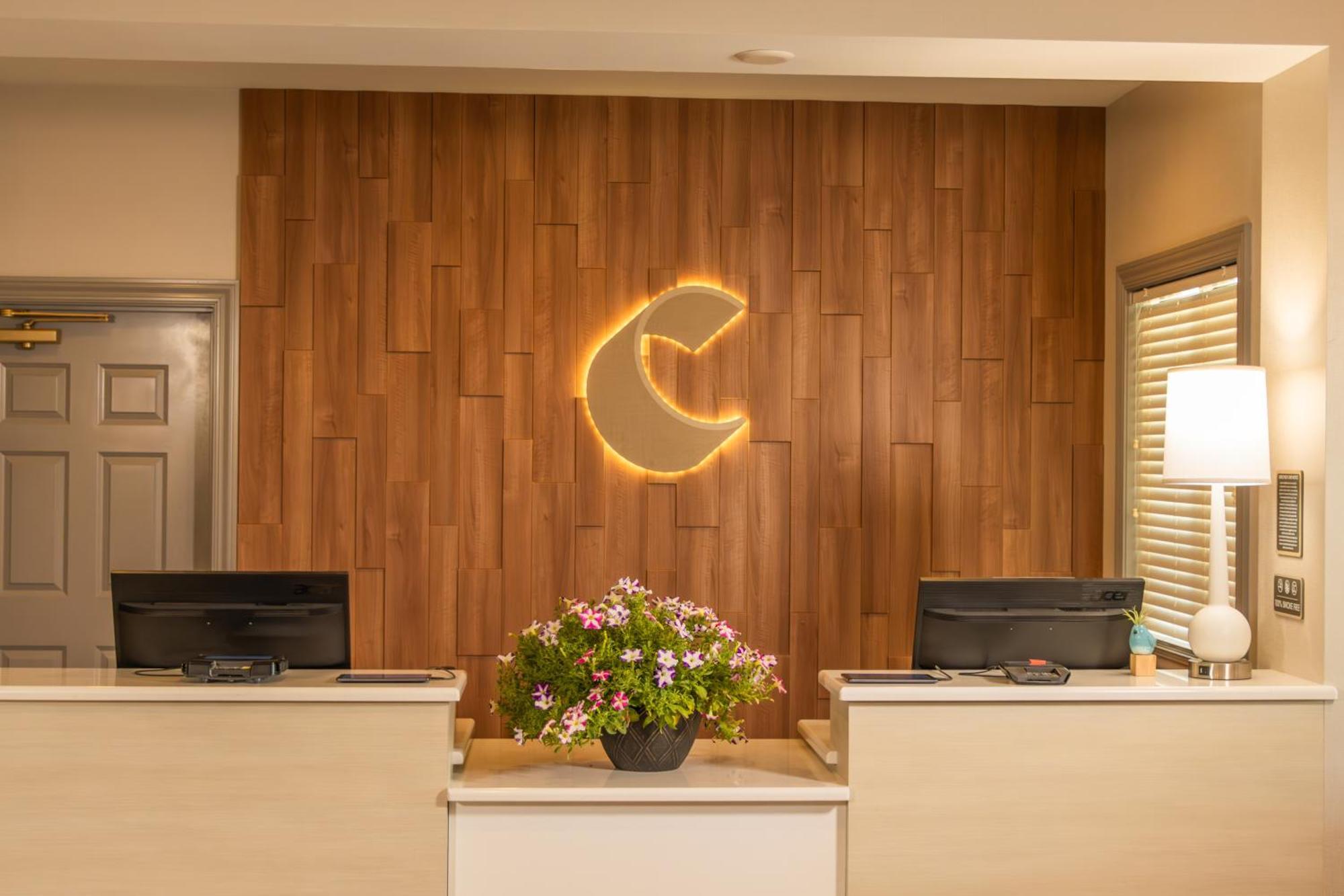 Comfort Inn & Suites Dover Esterno foto